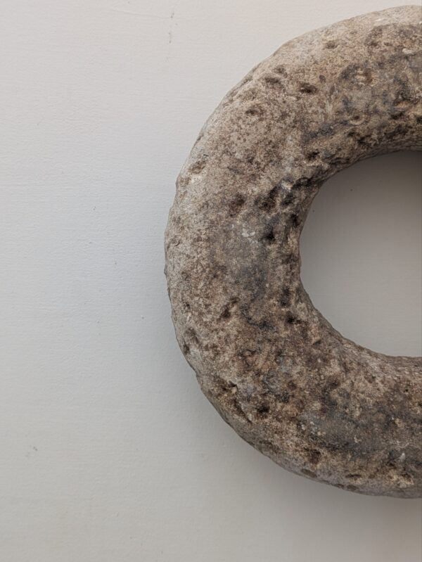 Oude zandkleurige ring - Afbeelding 4